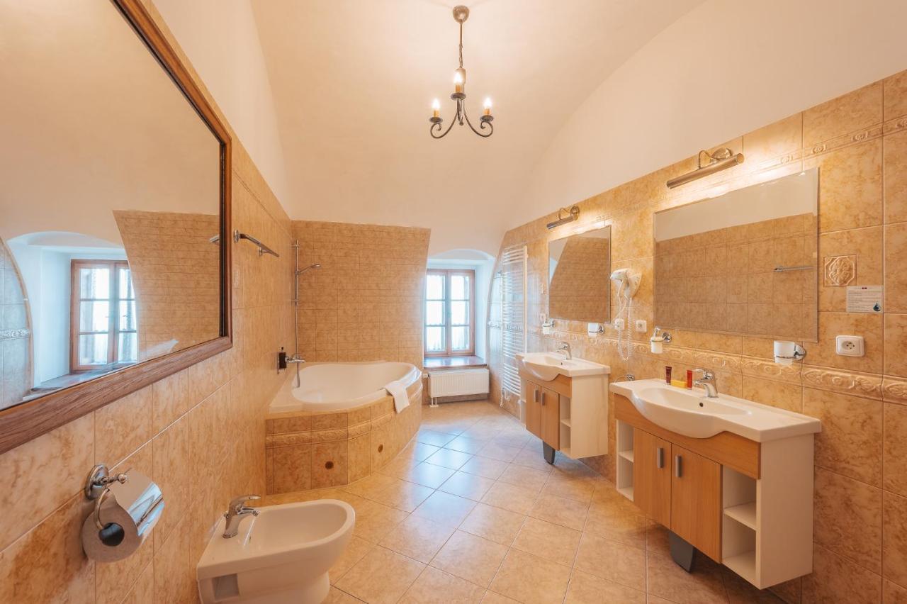 Zamek Hradek U Susice Hotel Kültér fotó